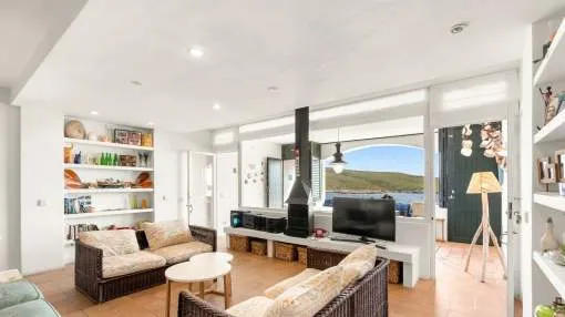 Inviting seafrontline house with tourist licence in Fornells Inviting seafrontline house with tourist licence in Fornells